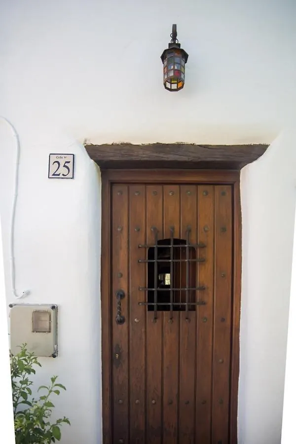Casa Con Encanto En Alajar